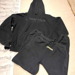 Fear of God Essentials kids sweatsuit sz10